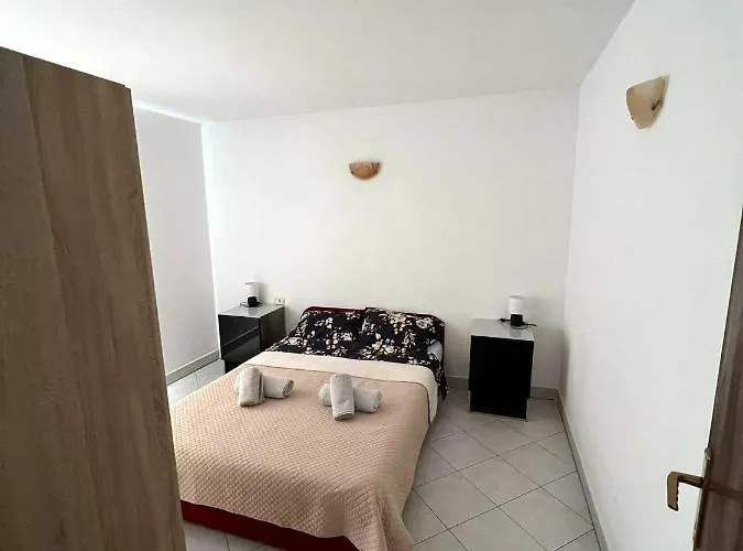 Ruzica Apartman Dajla