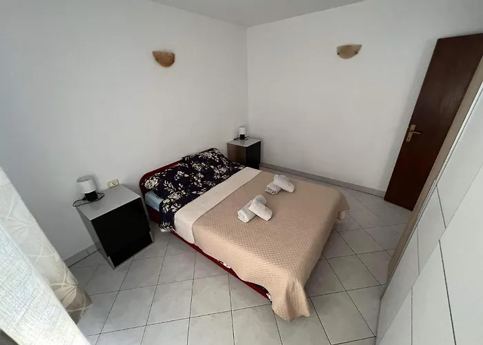 Ruzica Apartman Dajla